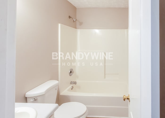 Building Photo - 603 Rosewood Cir