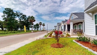 Building Photo - 2506 Beach Blvd