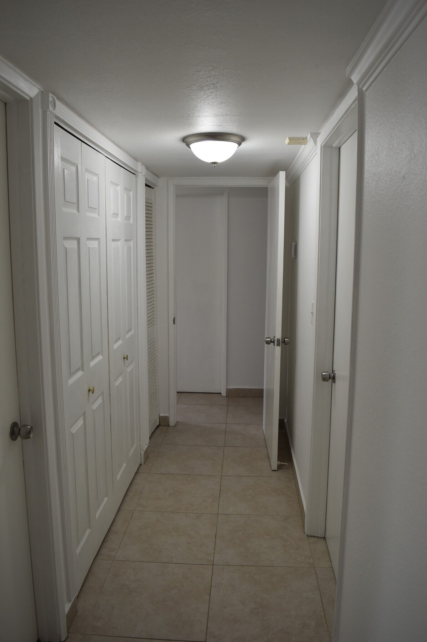 Building Photo - 8002 SW 149th Ave