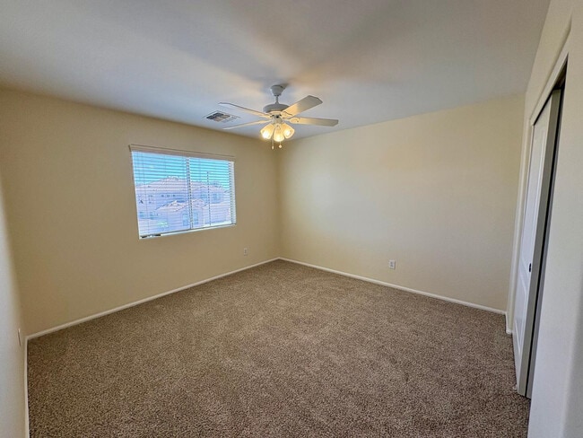 Building Photo - 16126 W Meade Ln