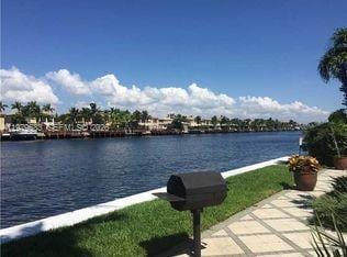 Building Photo - 2200 S Ocean Dr