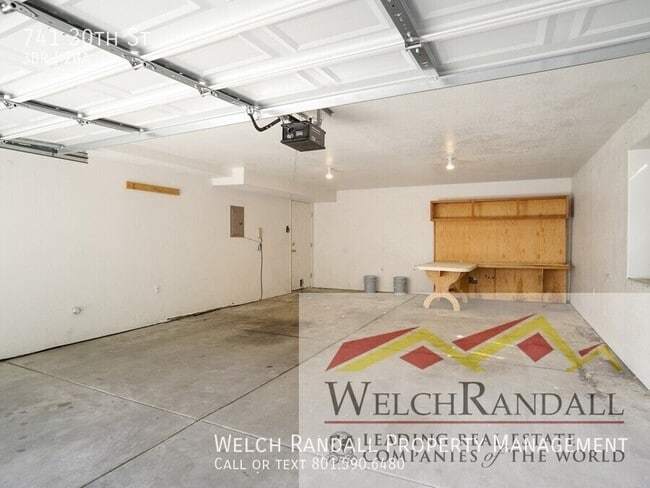 Building Photo - 741 30th St