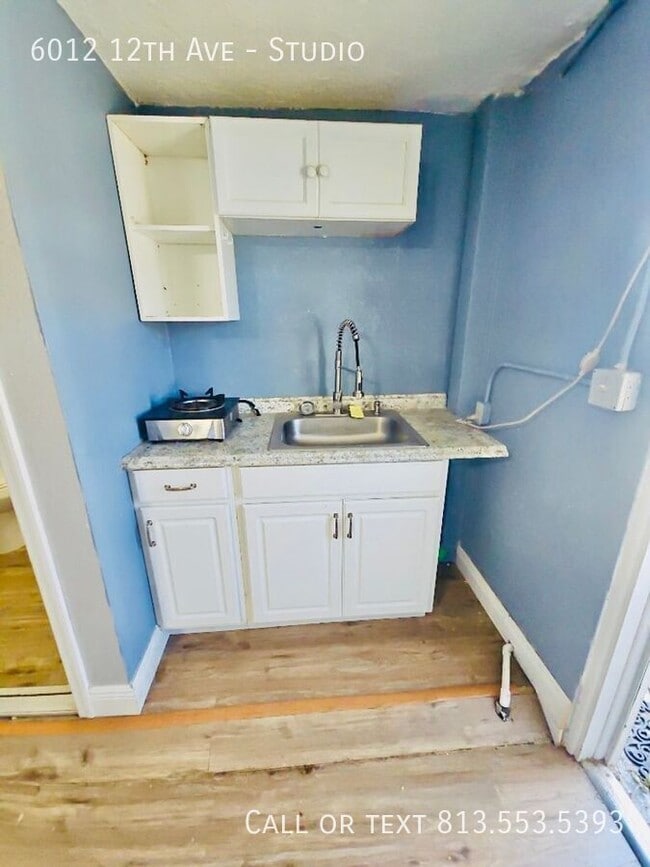 Building Photo - 6012 12th Ave