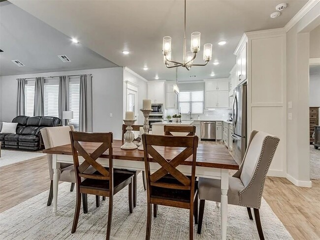 Building Photo - 1391 Hickory Trl