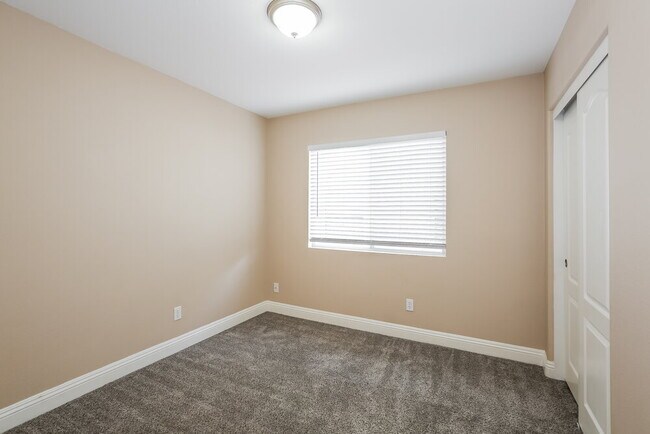 Building Photo - 3347 Steppe St