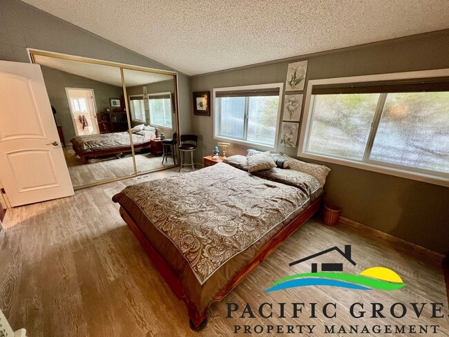 Building Photo - Lovely 2 bed 2 bath for Pro Am Available February 01, 2026!!