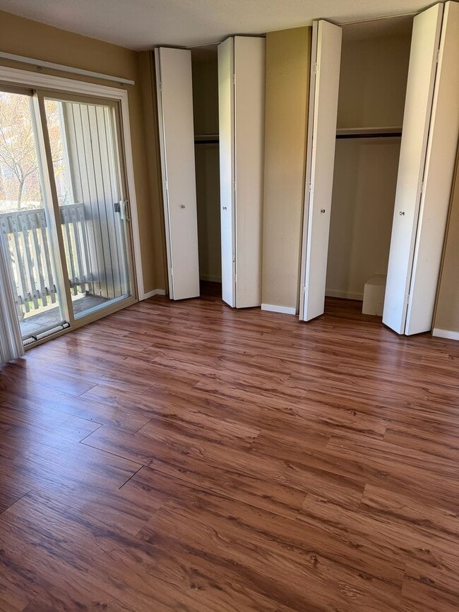 Building Photo - 2 Bedroom Condo in Natomas