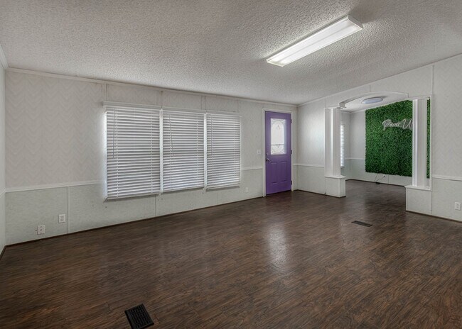 Building Photo - 4448 E Morning Glory Rd