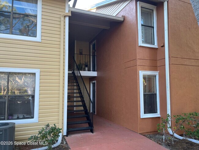 Building Photo - 225 S Tropical Trail