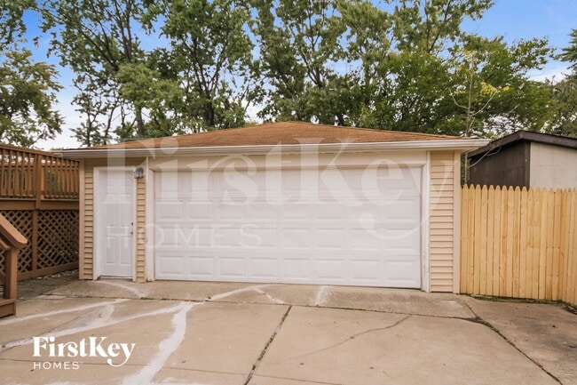 Building Photo - 17213 Springtide Ln