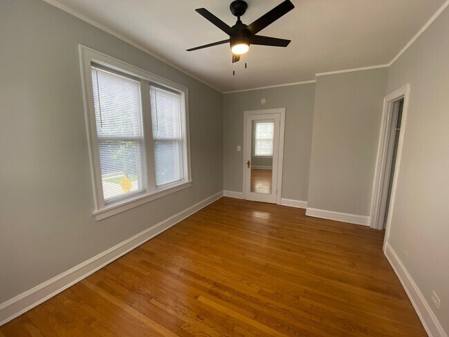 Building Photo - 1303 Elmwood Ave