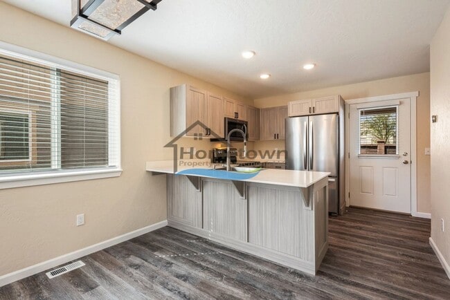 Building Photo - Craftsman-Style Home in Coeur d'Alene with 2 Bedrooms, 1.5 Bathrooms!