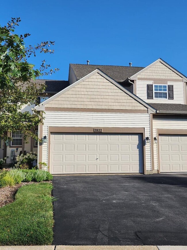 Building Photo - 2822 Gypsum Cir