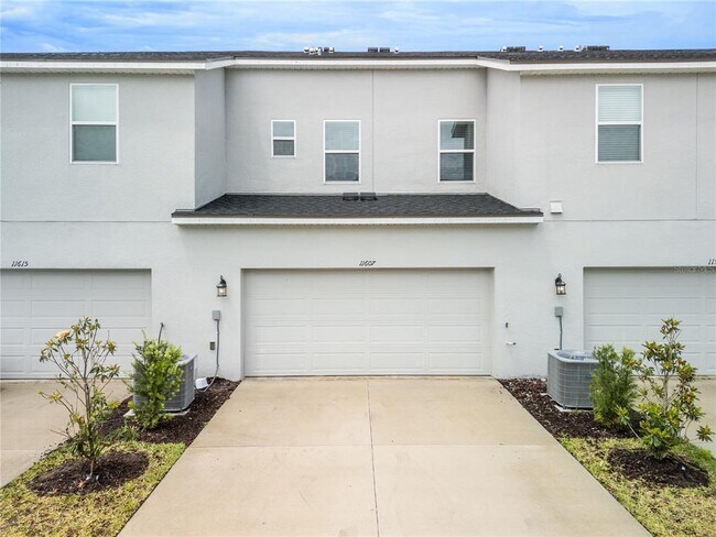 Building Photo - 11607 Sunsail Ave