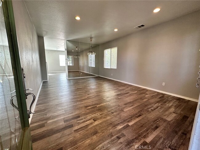 Building Photo - 14886 Shetland Ct