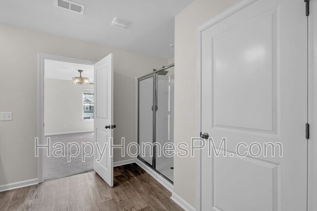 Building Photo - 138 Sweet Cherry Ln