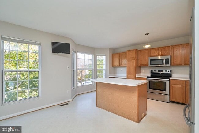 Building Photo - 4804 Heron Neck Ln