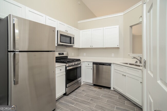 Building Photo - 13 Cumberland Gap