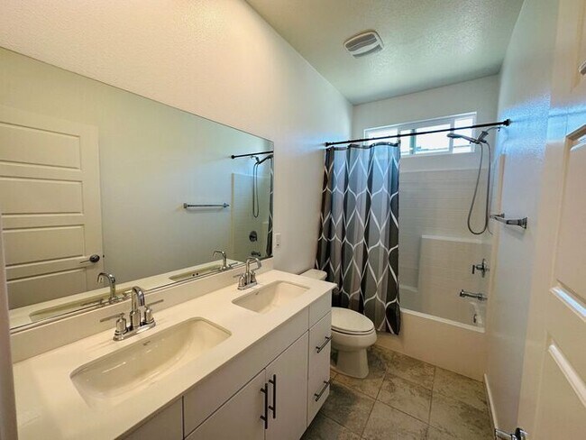 Building Photo - Modern Otay Ranch Home with Solar, Spacious Floor Plan & Community Amenities