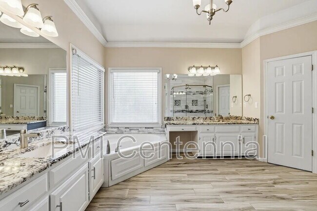 Building Photo - 120 Creekside Park Dr