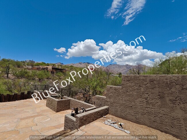 Building Photo - 5867 E Paseo Cimarron