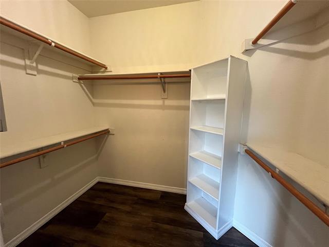 Building Photo - 741 Willow Crest Dr