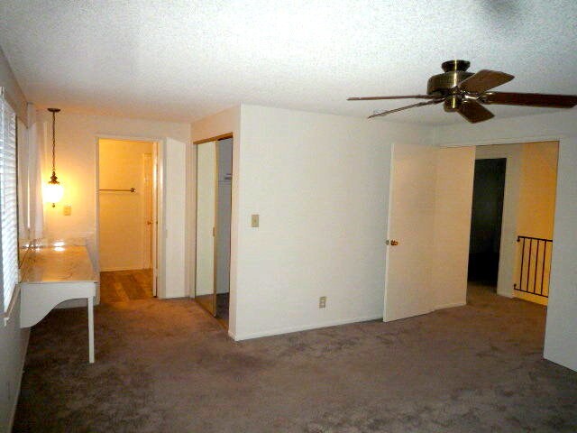 Building Photo - 7882 Comstock Cir