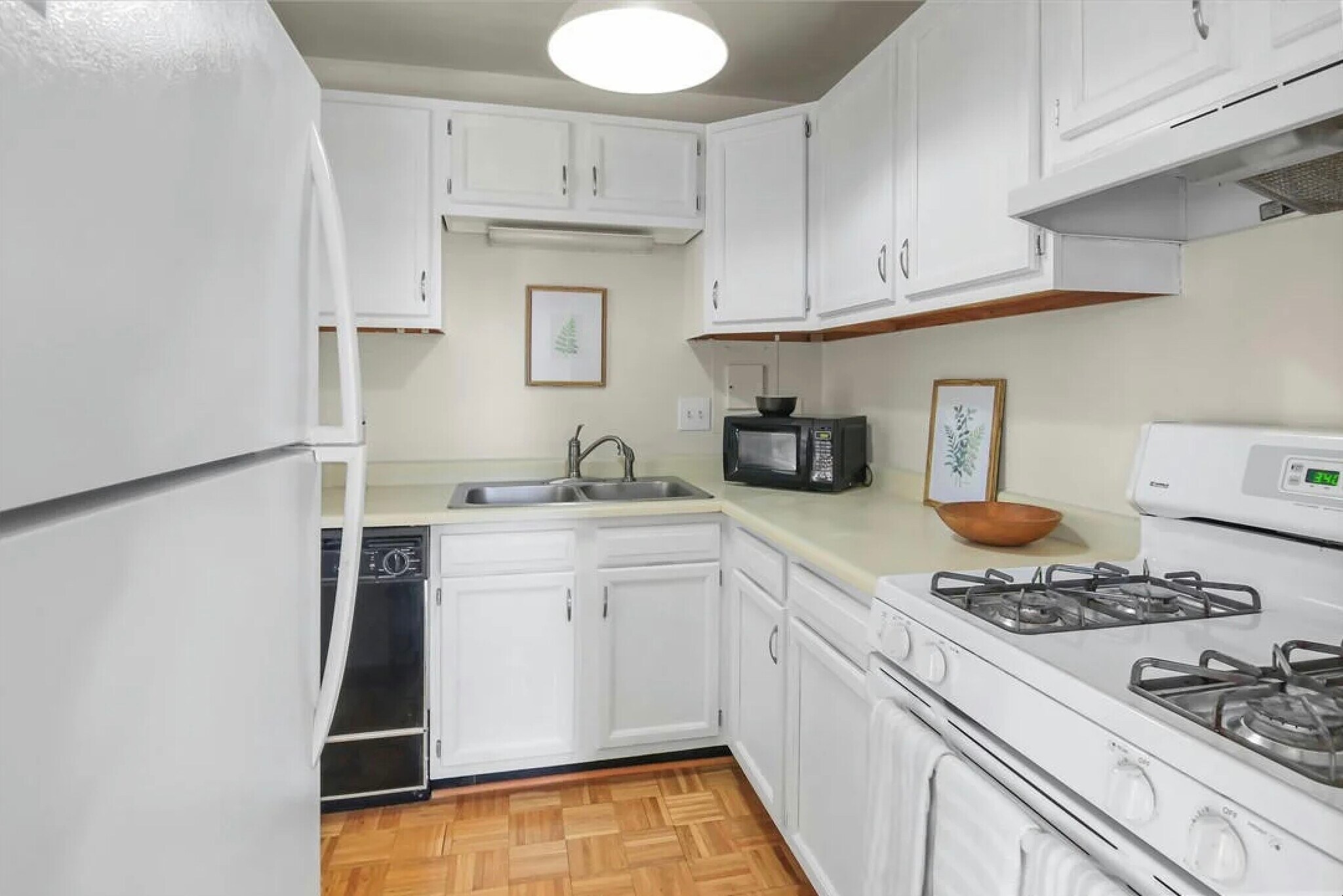 Building Photo - 2251 N Triphammer Rd