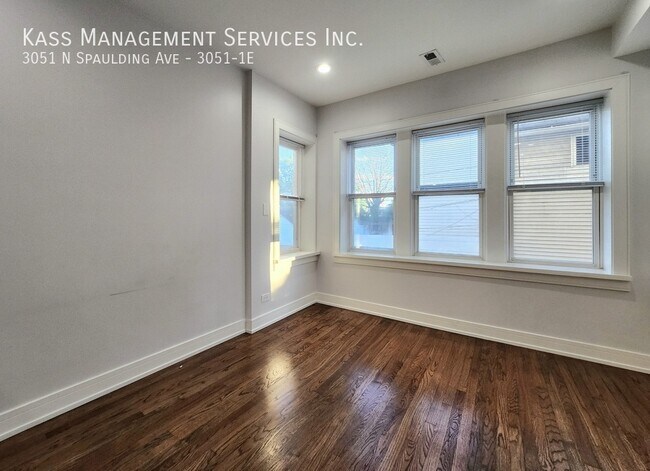 Building Photo - 3051 N Spaulding Ave