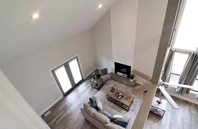 Building Photo - 5733 Waterwood Dr
