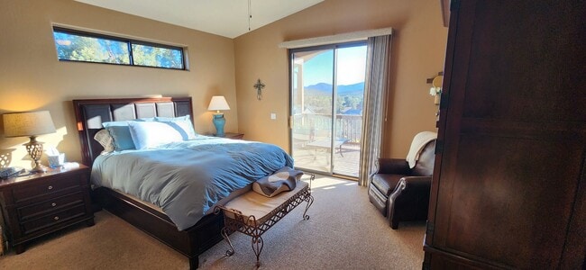 Building Photo - Beautiful Veiws From This Spacious Four Bedroom Home!