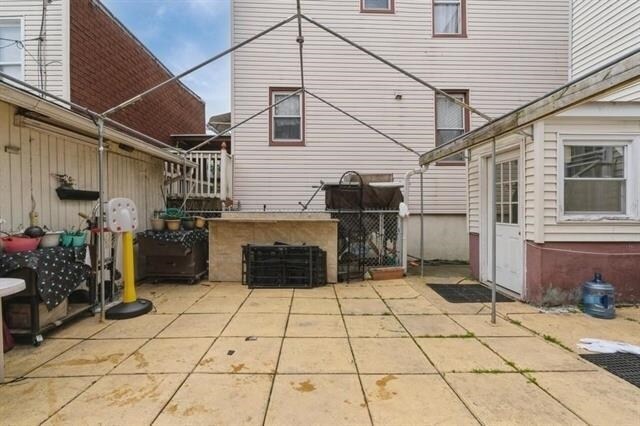 Building Photo - 1012 Paterson Plank Rd