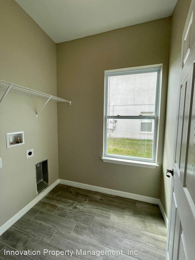 Building Photo - 4 br, 2 bath House - 68 Andora  Ct.