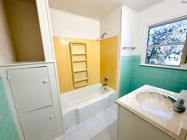 Building Photo - 157 FM 3393