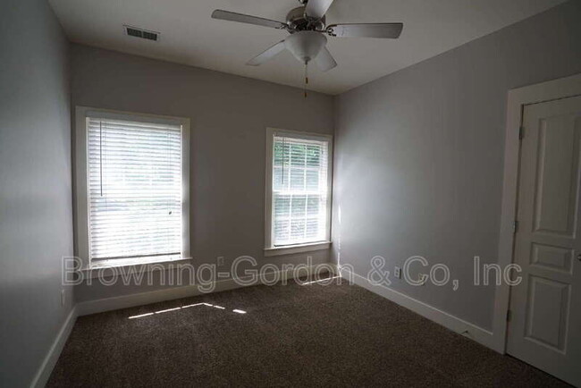 Building Photo - 1410 Caldwell Ave
