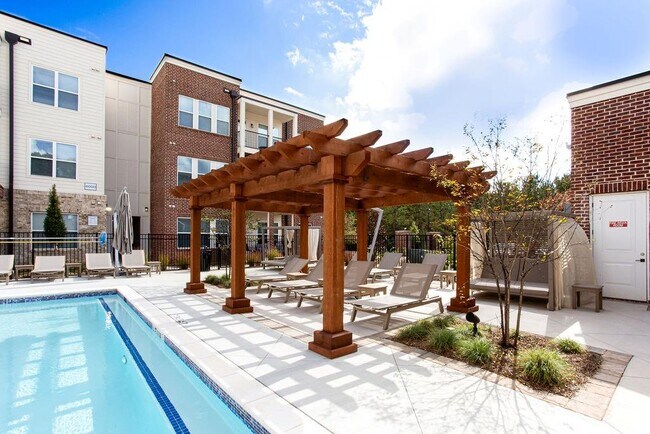 Building Photo - 300 Prominence Point Pkwy