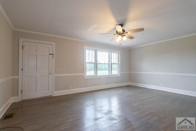 Building Photo - 243 Mitchell Farm Rd