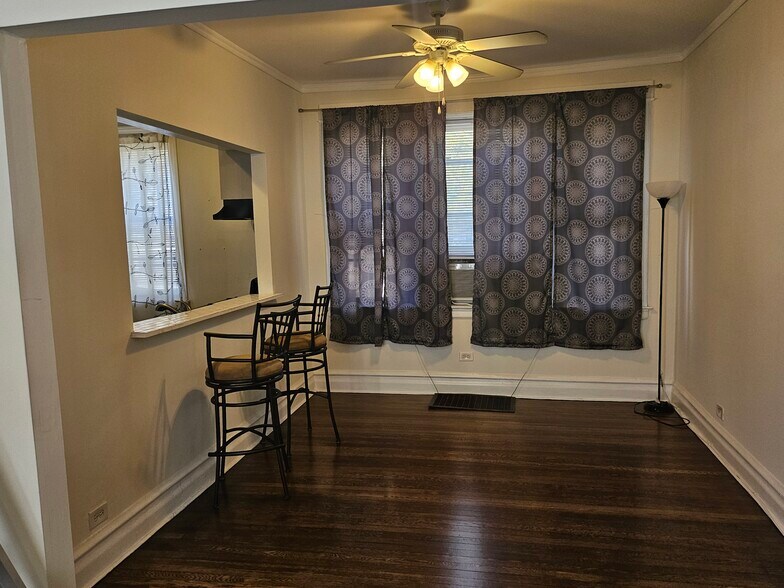 Dining Room - 6942 S Dante Ave