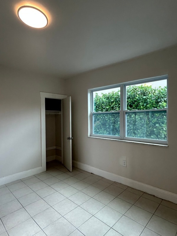 Building Photo - 485 NW 25th Ct