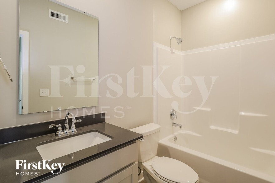 Building Photo - 2344 S Carlota Dr