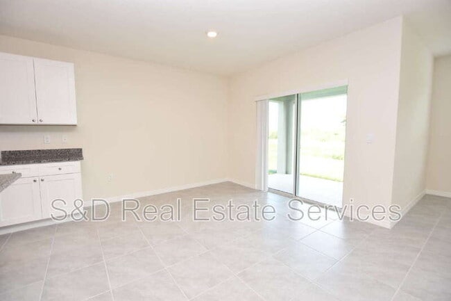 Building Photo - 5552 Siltstone St