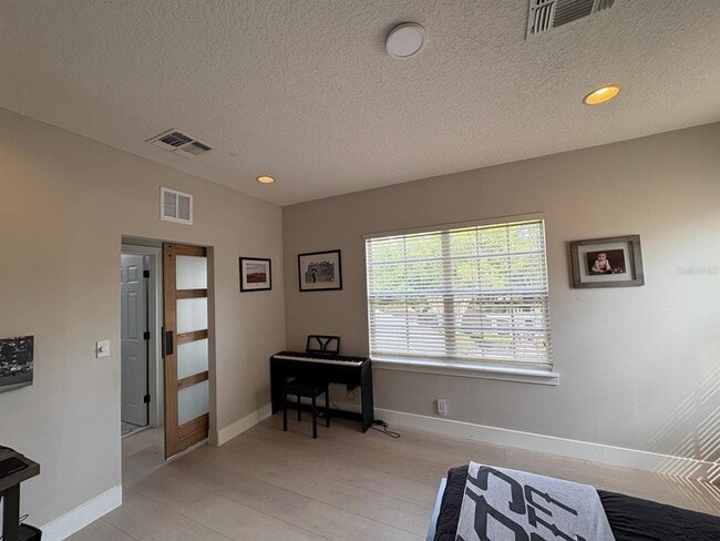 Building Photo - 11531 Claymont Cir