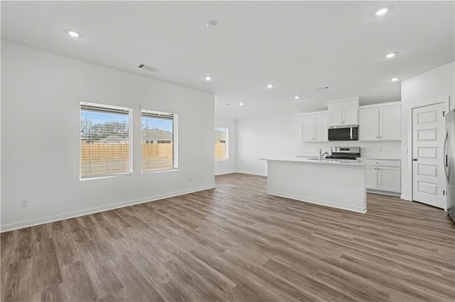 Building Photo - 539 Colorado St