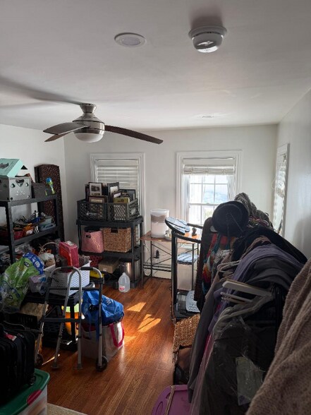 Building Photo - 58 Spooner Ave