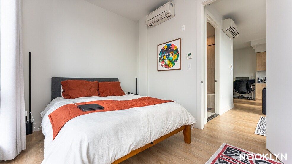 Building Photo - 11 Herkimer St