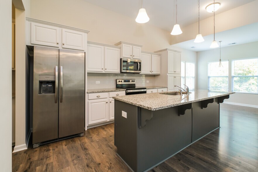 Building Photo - 4877 Wyndcrest Loop