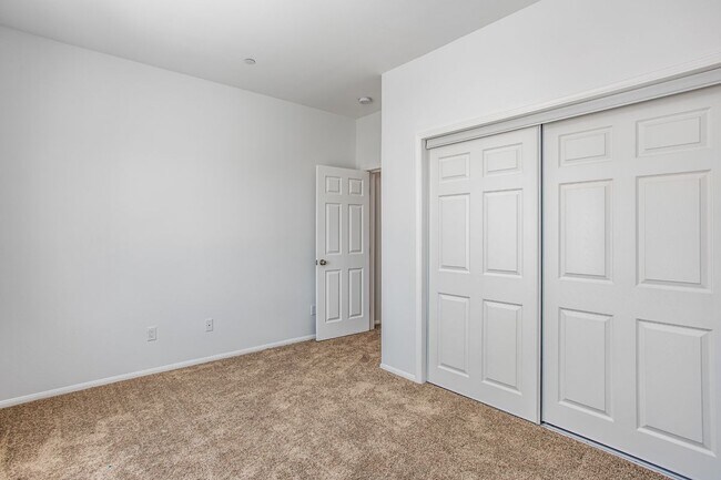 Building Photo - 11075 Mesquite Ave