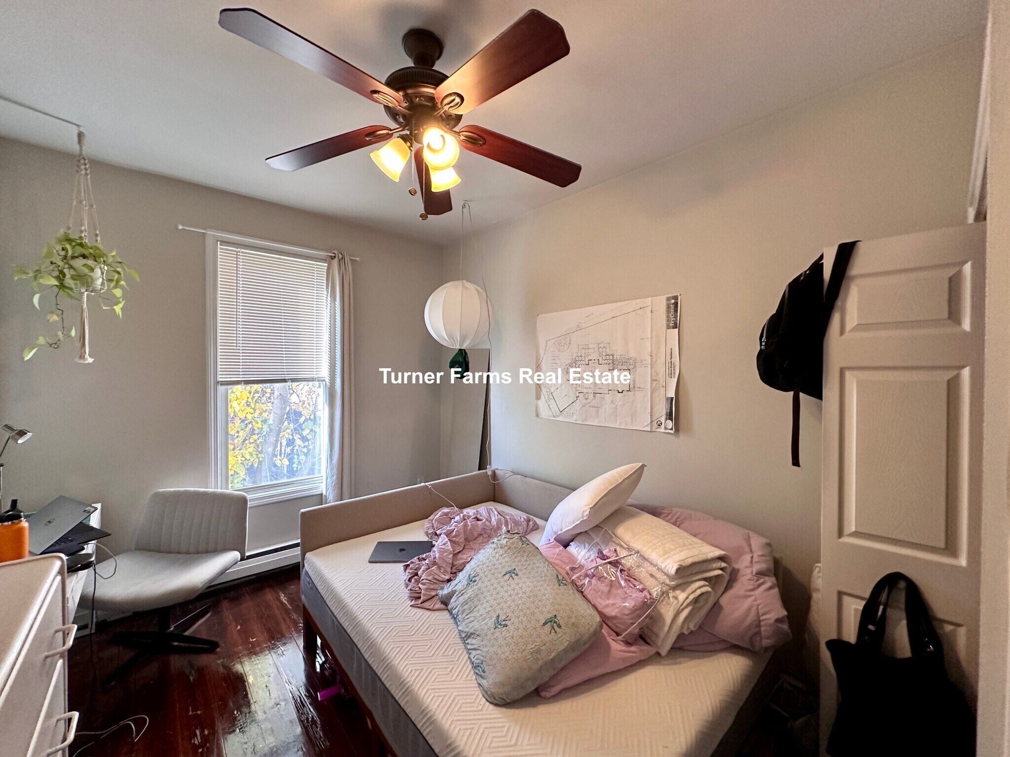 Building Photo - 717 Parker St