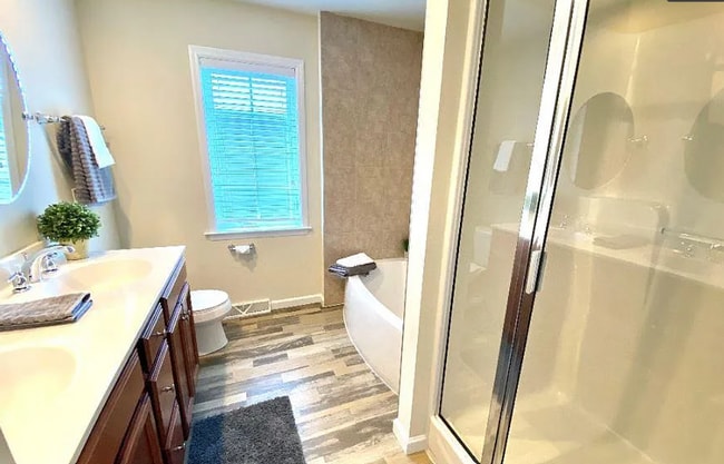 Building Photo - Outstanding Single Family Home in the awar...
