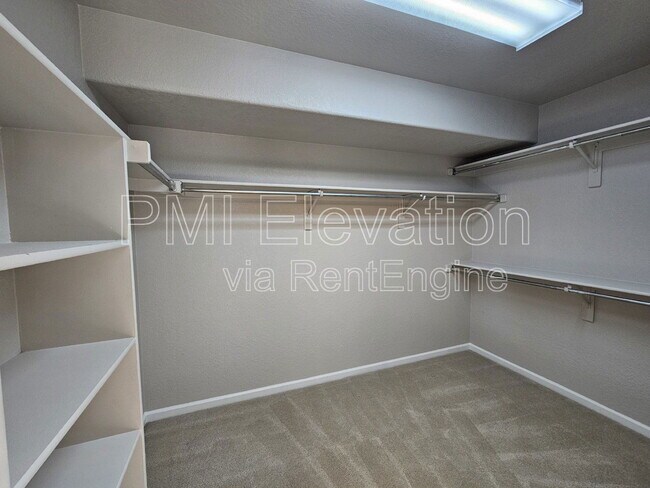 Building Photo - 7101 Mountain Brush Cir